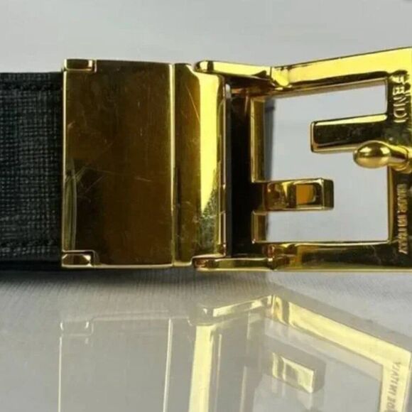 Fendi Unisex Reversible Black or Black Logo Leather Belt, Size 95 cm/37.5 in - Picture 3 of 13